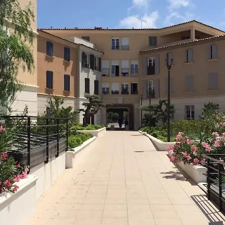 New Development Place Des Lices Apartment