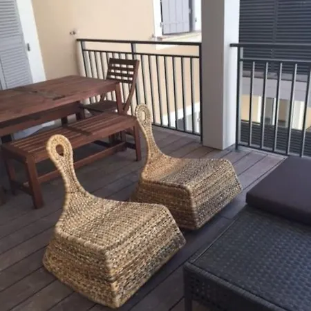 Apartamento New Development Place Des Lices