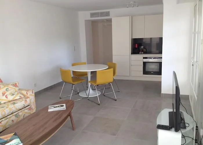 Apartment New Development Place Des Lices Saint-Tropez